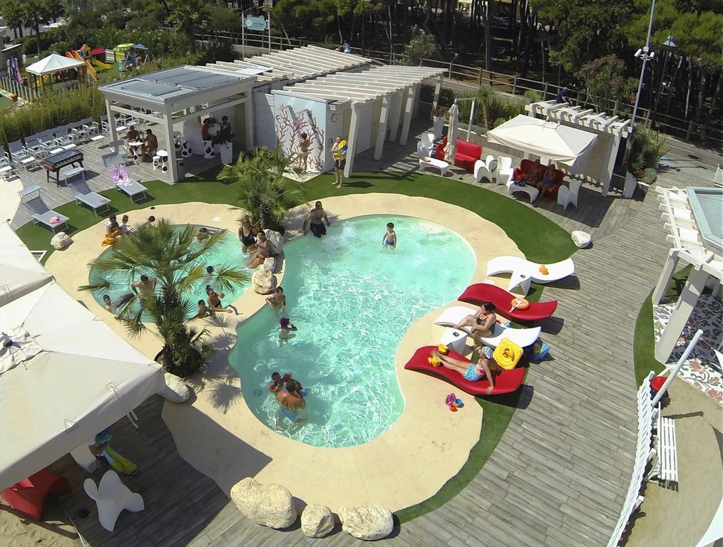 Hotel Doge Alba Adriatica Zewnętrze zdjęcie