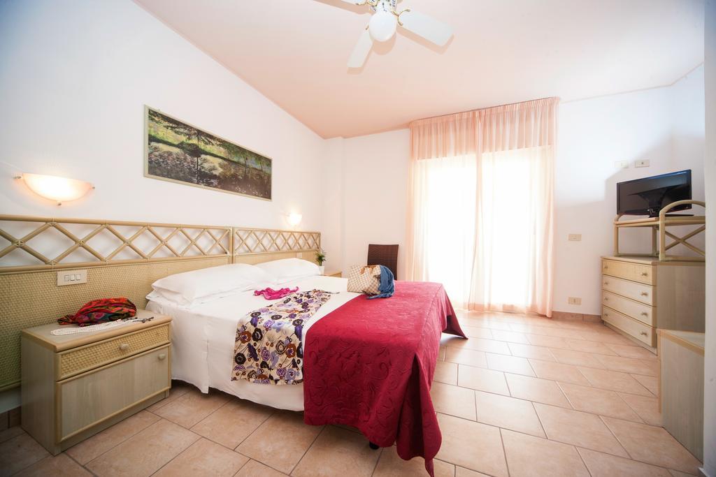 Hotel Doge Alba Adriatica Pokój zdjęcie