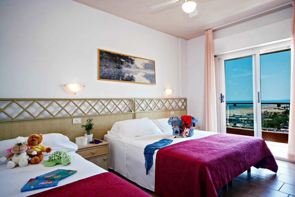 Hotel Doge Alba Adriatica Pokój zdjęcie